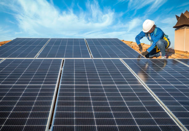 Best Solar Panel Roofing Installation  in Auburn, MI
